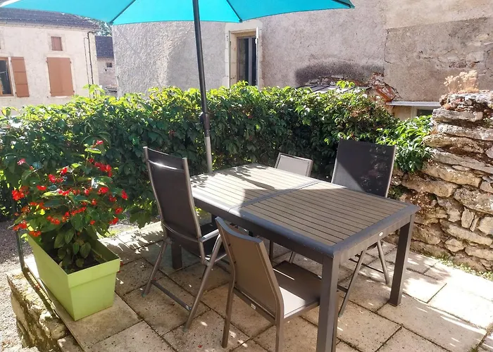 Hébergement de vacances Tour Du Rocher