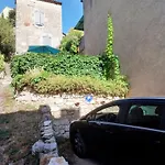 Tour Du Rocher Ferienhaus