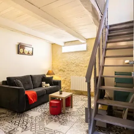 Holiday home Tour Du Rocher *