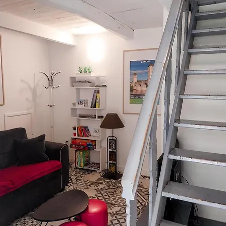 Tour Du Rocher * Luzech