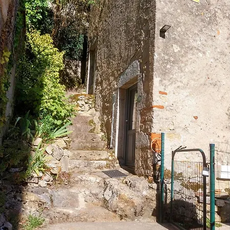 Tour Du Rocher *